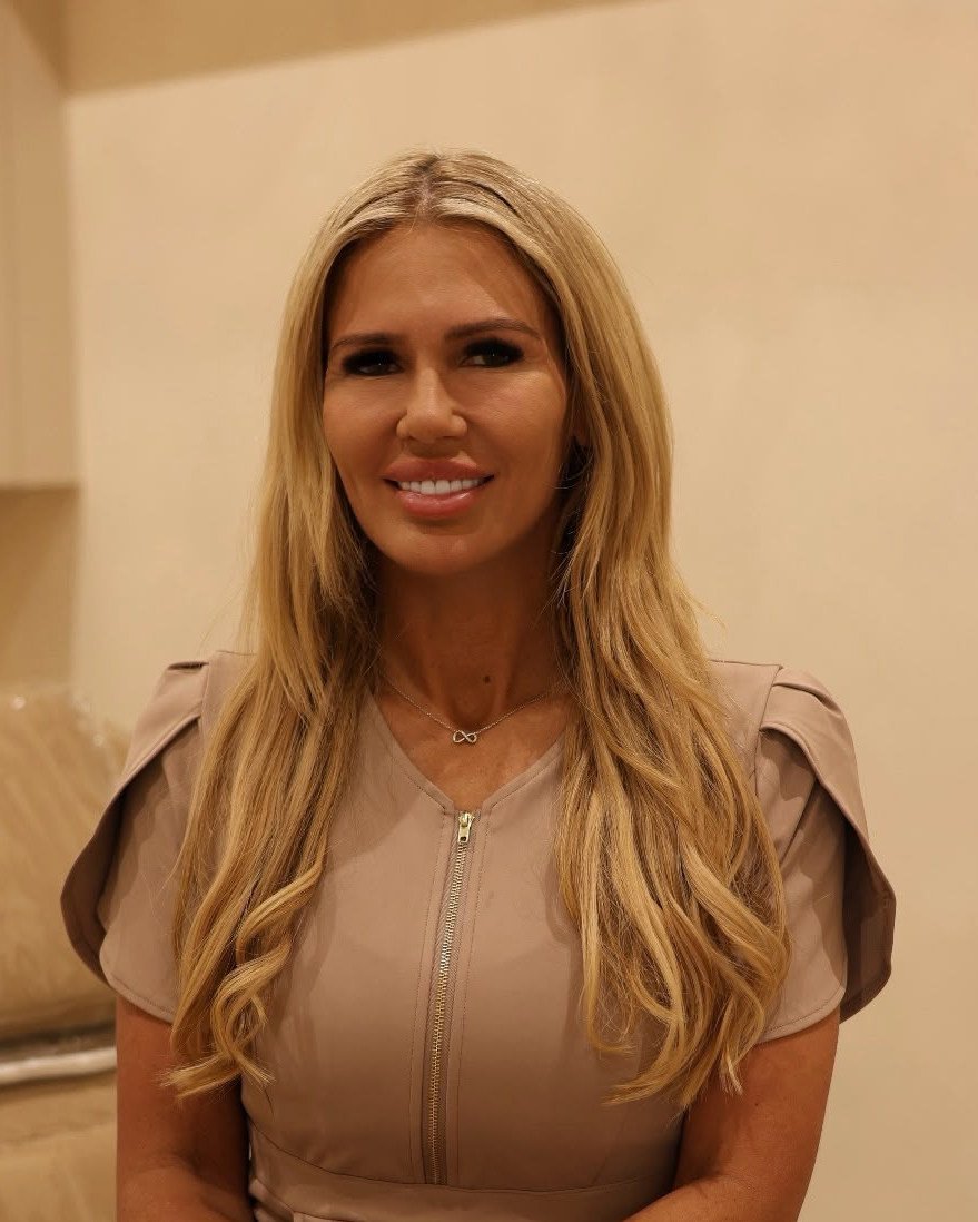 Amber, Lead Advanced Aesthetic Practitioner at Rejuven8 Beauty & Bronze Co.